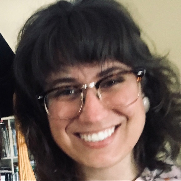 Meet your Posher, Natalie - Picture 1 of 1